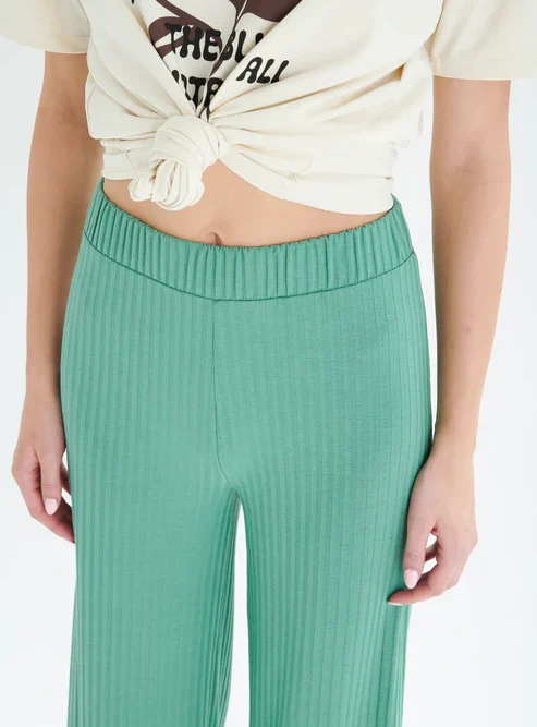 Pants In Green - Image 3