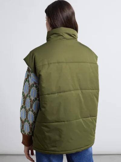 Oversized Puffer Vest - Image 5