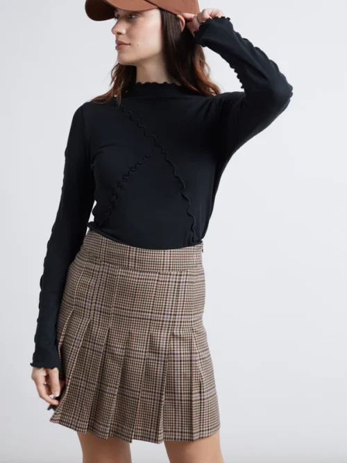 Longsleeve In Black - Image 5