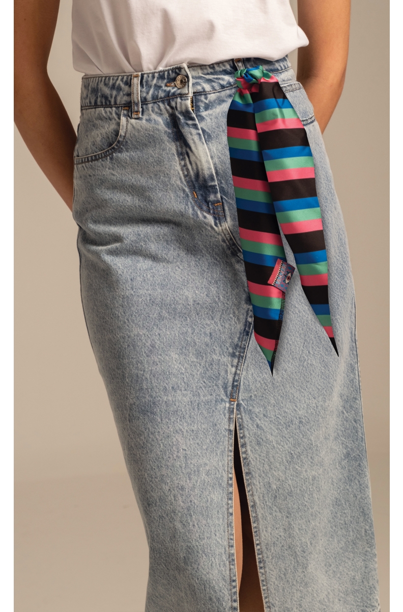 γυναικεία τζιν φούστα από την Peace and chaos, karmic denim skirt