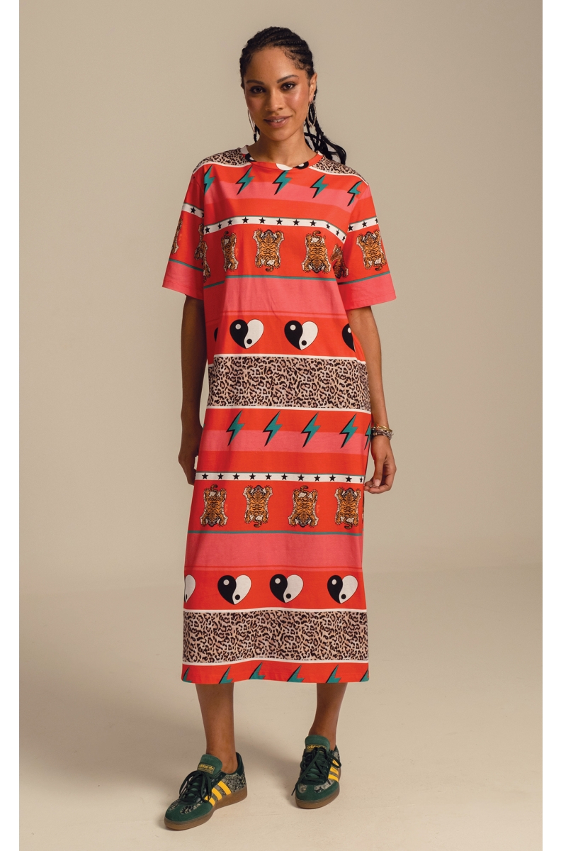 γυναικείο μακό φόρεμα με σχέδια από την peace and chaos, equinox long dress