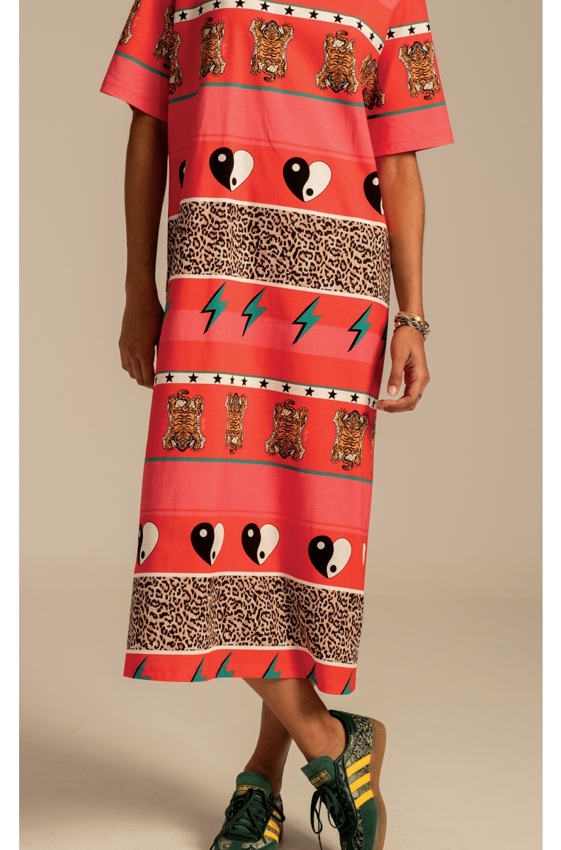 γυναικείο μακό φόρεμα με σχέδια από την peace and chaos, equinox long dress