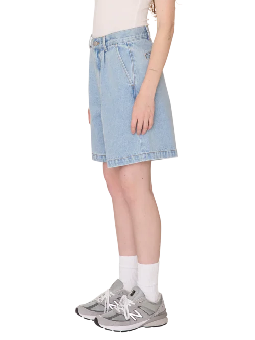 γυναικεία τζιν βερμούδα από την obey, eli II denim pleated short