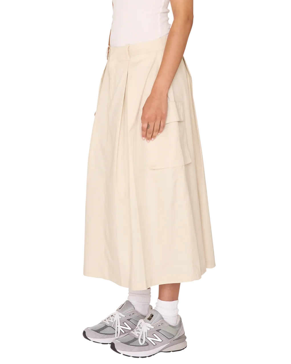 γυναικεία cargo φούστα σε μπεζ χρώμα από την obey, surface cargo skirt