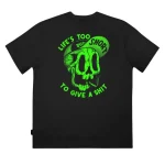 The Dudes too short smokes neon classic t-shirt ανδρική κοντομάνικη μπλούζα σε μαύρο χρώμα με πράσινο τύπωμα