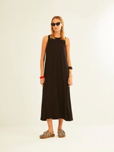 γυναικείο black strappy φόρεμα από την εταιρεία xantik