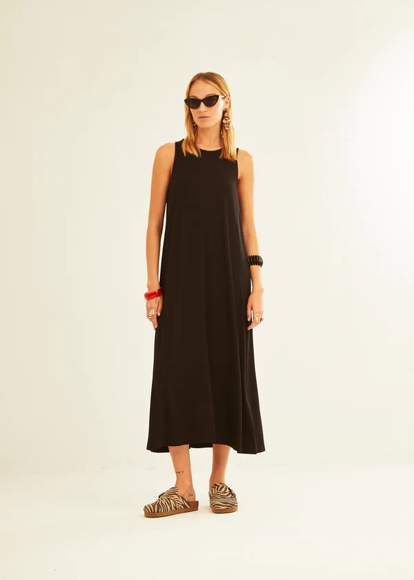 γυναικείο black strappy φόρεμα από την εταιρεία xantik