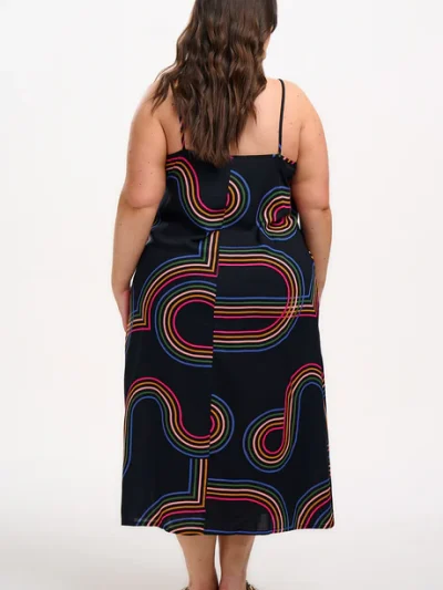 γυναικείο φόρεμα με ραντάκι από την sugarhill, gretchen midi sundress