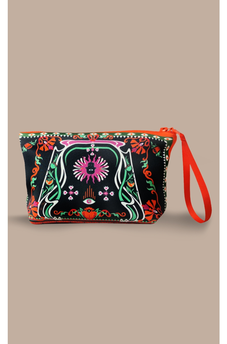 γυναικείο τσαντάκι χειρός από την peace and chaos, kindred pouch