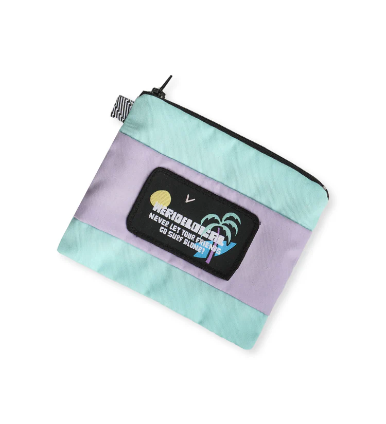 τσαντάκι με διάφορα χρώματα από την we ride local, roamers small pouch