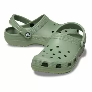 σαμπό σε πράσινο χρώμα crocs classic clog moss