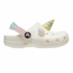 παιδικά σαμπό με σχέδιο μονόκερο από την crocs, classic t iam rainbow unicorn
