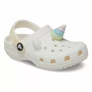 παιδικά σαμπό με σχέδιο μονόκερο από την crocs, classic t iam rainbow unicorn