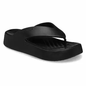 γυναικείες σαγιονάρες με πλατφόρμα από την crocs σε μαύρο χρώμα, getaway platform flip black
