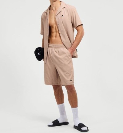 ανδρική βερμούδα σε μπεζ χρώμα από την ellesse, ravello short beige