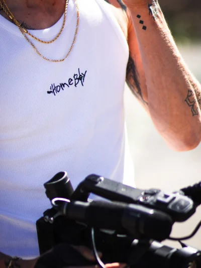 αμάνικη μπλούζα σε λευκό χρώμα από την homeboy, tank top achsel h white