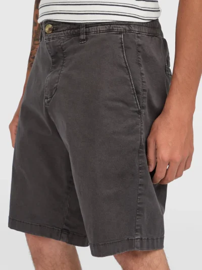 ανδρική βερμούδα σε γκρι χρώμα από την o'neill, essentials chino shorts