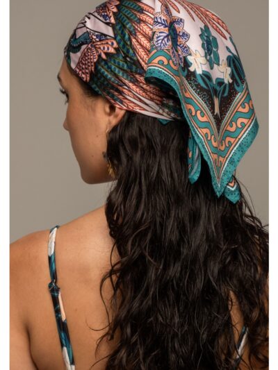 γυναικείο μαντήλι με σχέδια από την peace and chaos, prosperity scarf