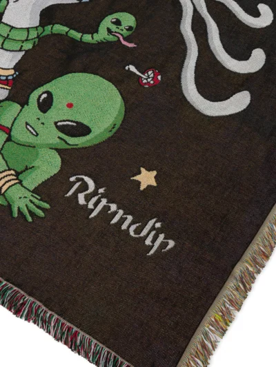 κουβέρτα με διάφορα σχέδια από την ripndip, alien whisperer woven blanket