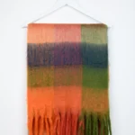 πολύχρωμο κασκόλ με κρόσια από την 24colours, colorful checked scarf