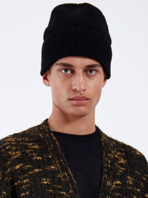σκούφος σε μαύρο χρώμα από την dr denim, mo beanie black