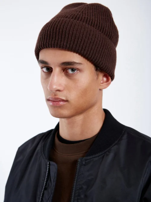 σκουφάκι σε καφέ χρώμα από την dr denim, mo beanie chocolate
