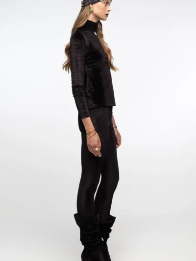 γυναικείο μαύρο βελούδινο κολάν από την peace and chaos, midnight leggings