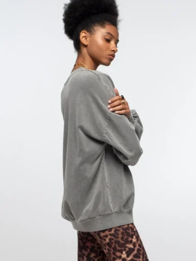 γυναικείο φούτερ χωρίς κουκούλα από την peace and chaos, mindfulness sweater
