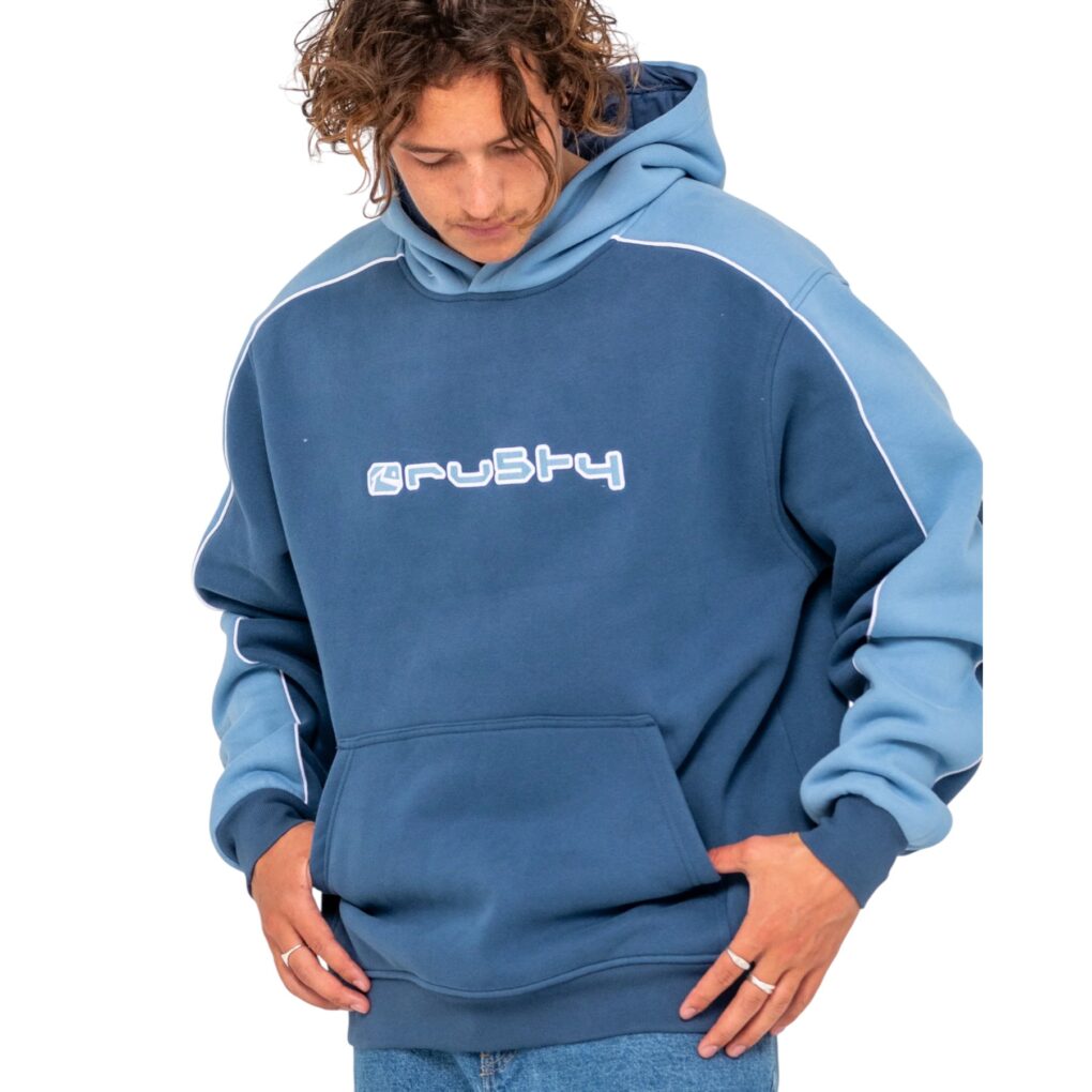 ανδρικό φούτερ σε μπλε χρώμα από την rusty, panela andreson hoodie