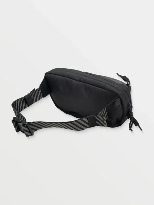 τσαντάκι μέσης σε μαύρο χρώμα από την volcom, mini dos pack waist bag