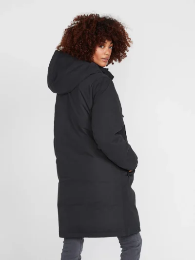 γυναικείο μακρύ μαύρο μπουφάν από την volcom, sleepi puff parka