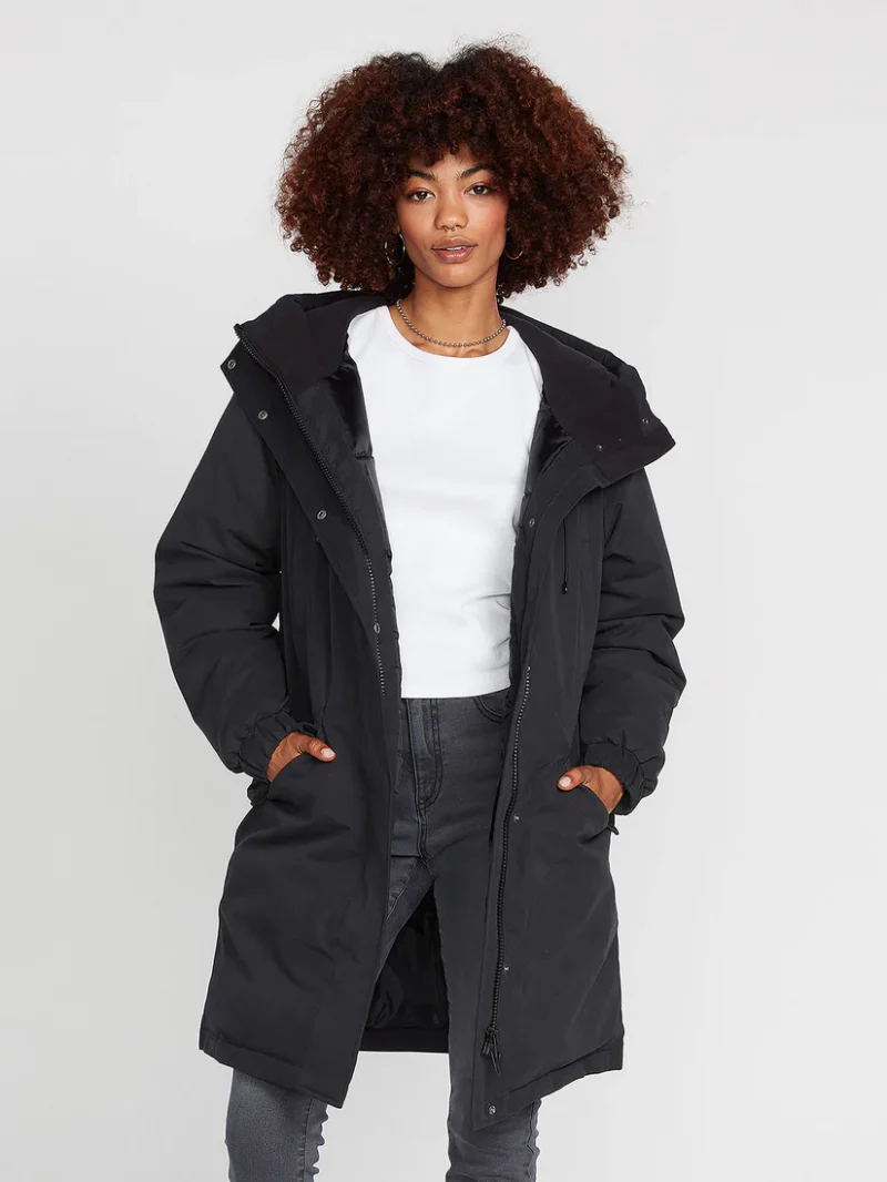 γυναικείο μακρύ μαύρο μπουφάν από την volcom, sleepi puff parka