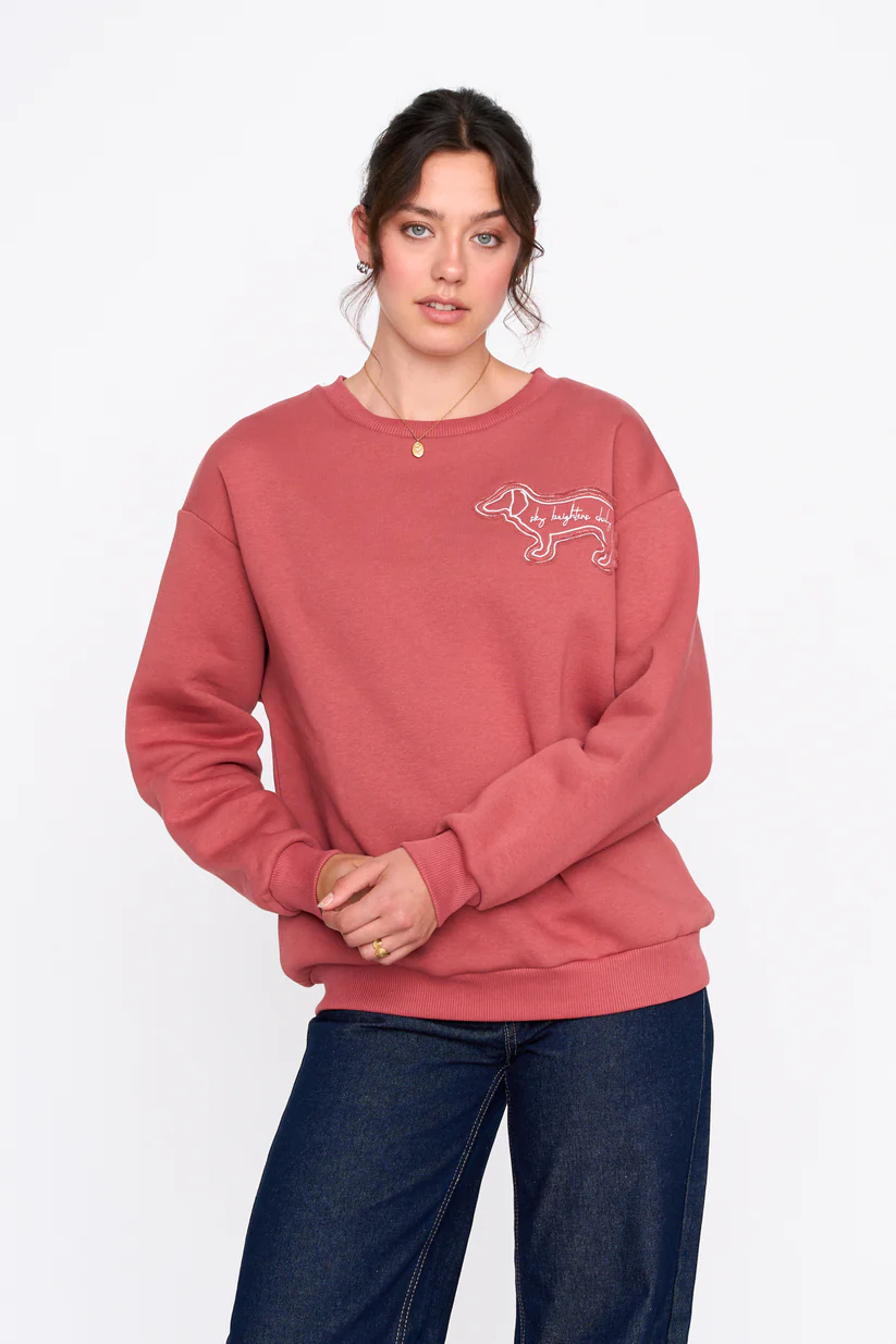 γυναικείο φούτερ σε ροζ χρώμα από την 24colours, womens doggy sweatshirt in rust