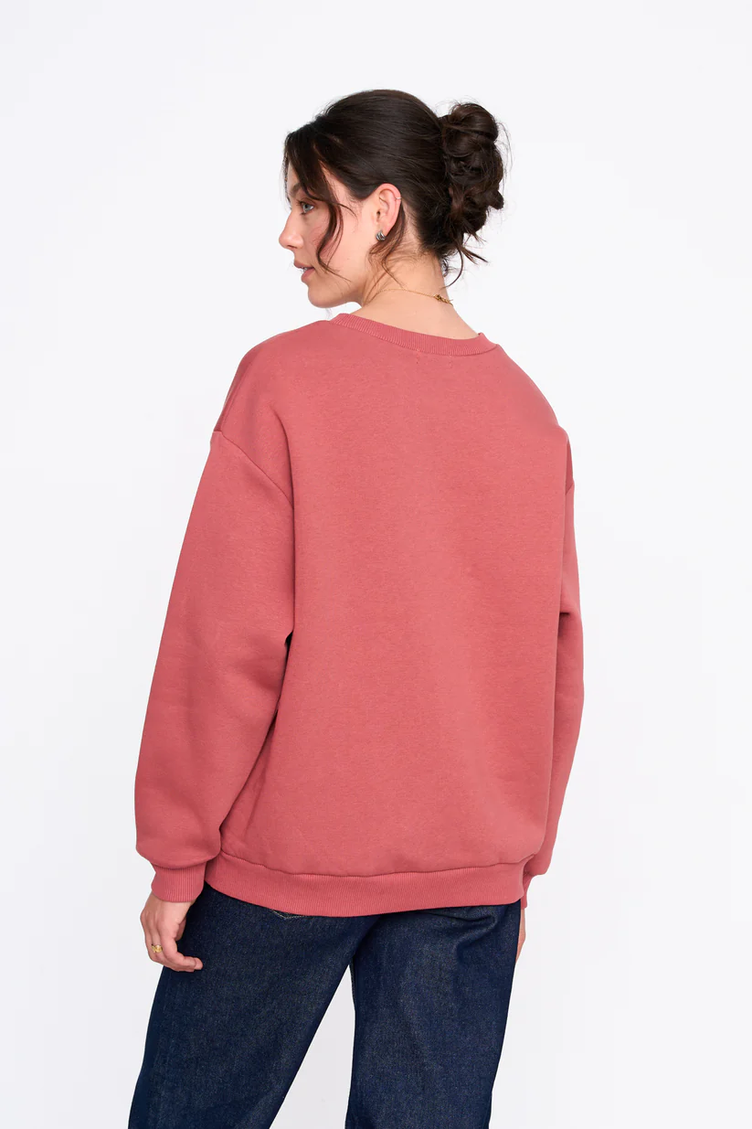 γυναικείο φούτερ σε ροζ χρώμα από την 24colours, womens doggy sweatshirt in rust