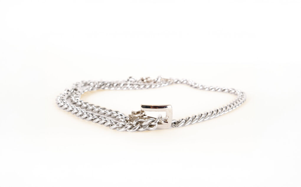 ζώνη αλυσίδα σε ασημένιο χρώμα από την salt and pepper, rebecca silver metal
