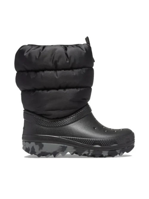 παιδικά μποτάκια σε μαύρο χρώμα από την crocs, classic neo puff boot k