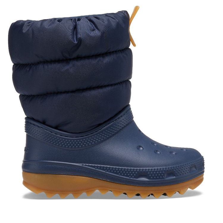 παιδικά μποτάκια σε μπλε χρώμα από την crocs, classic neo puff boot k