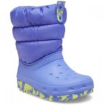 παιδικά μποτάκια σε μωβ χρώμα από την crocs, classic neo puff boot t