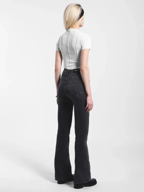 γυναικείο τζιν παντελόνι σε μαύρο χρώμα από την dr.denim, moxy flare dark grey mist