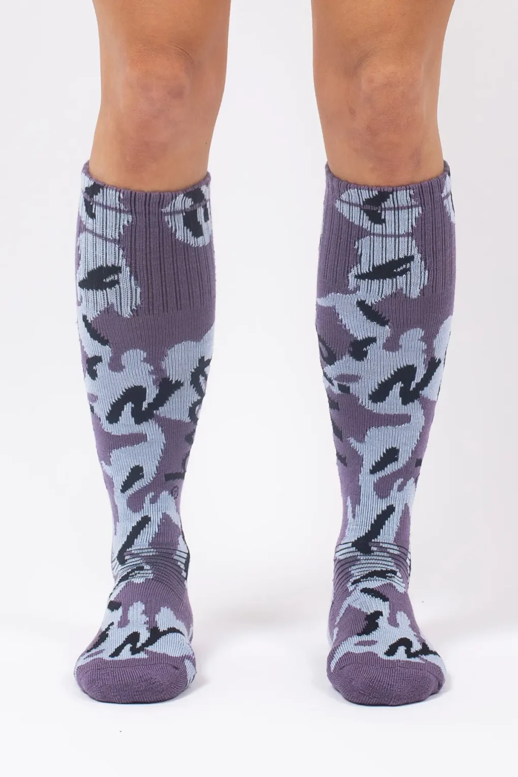 γυναικείες ισοθερμικές κάλτσες σε μωβ χρώμα από την eivy, cheerleader wool socks