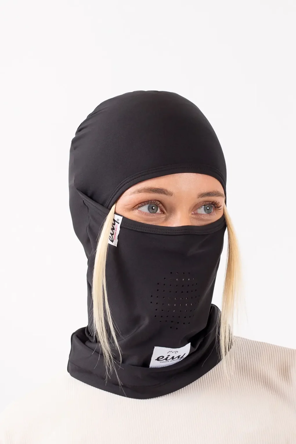 eivy-hinge-balaclava-black3 γυναικεία μαύρη κουκούλα από την eivy, hinge balaclava