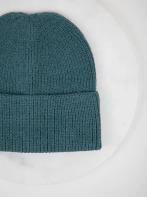 σκούφος σε πράσινο χρώμα από την 24colours, green beanie