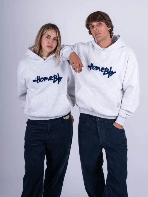 φούτερ σε γκρι χρώμα με επιγραφή στο μπροστινό μέρος από την homeboy, pencil chenille hoodie grey