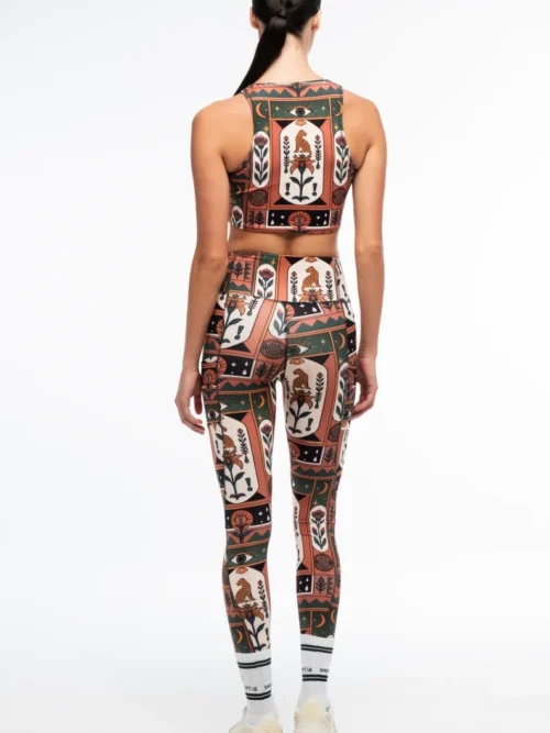 γυναικείο κολάν με τσέπες και διάφορα σχέδια από την peace and chaos, mystic bloom sports leggings with pockets