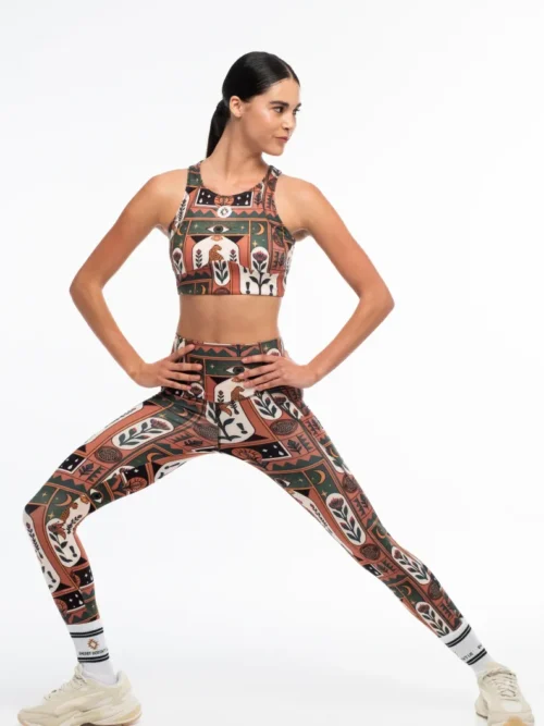 γυναικείο κολάν με τσέπες και διάφορα σχέδια από την peace and chaos, mystic bloom sports leggings with pockets