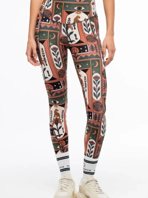 γυναικείο κολάν με τσέπες και διάφορα σχέδια από την peace and chaos, mystic bloom sports leggings with pockets