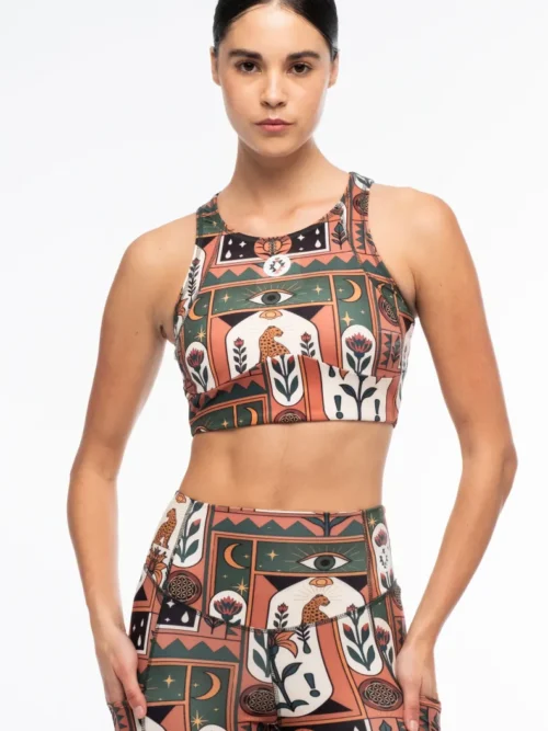γυναικείο αθλητικό μπουστάκι με διάφορα σχέδια από την peace and chaos, mystic bloom sports top