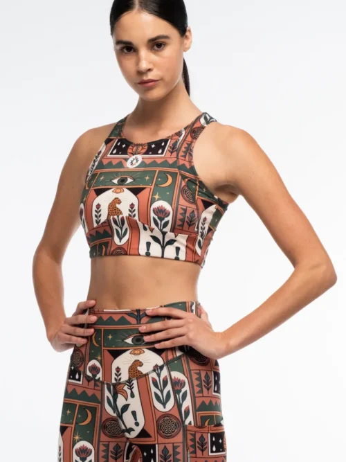 γυναικείο αθλητικό μπουστάκι με διάφορα σχέδια από την peace and chaos, mystic bloom sports top