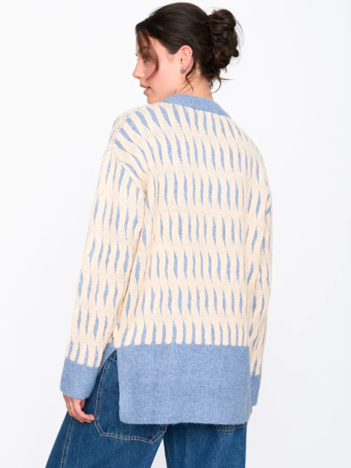 γυναικείο πλεκτή μπλούζα με μπλε και μπεζ αποχρώσεις από την 24colours, womens patterned sweater blue beige