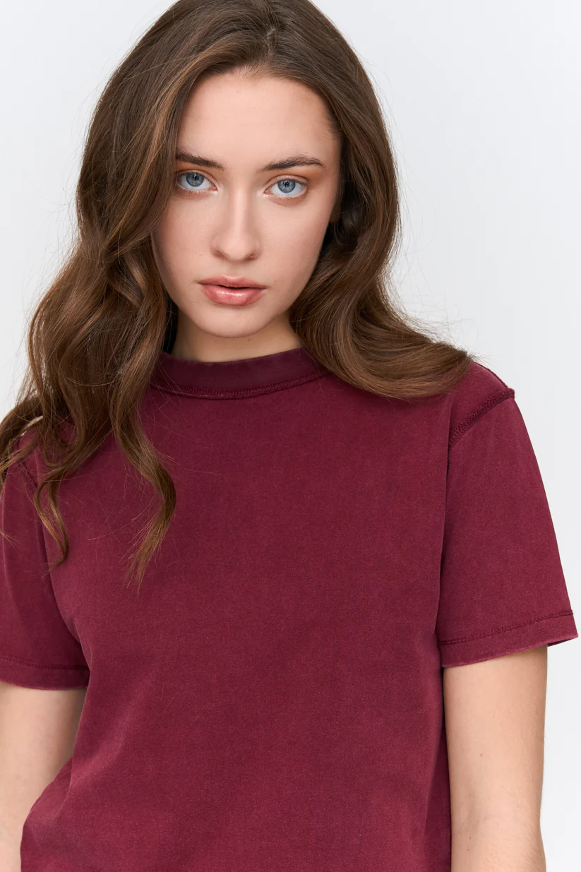 γυναικείο μπορντό κοντομάνικο από την 24colours, washed red t-shirt
